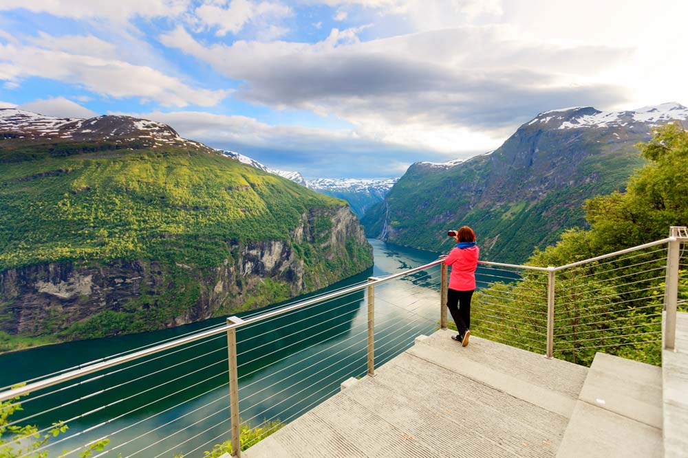 Geiranger Hop-On Hop-Off Tours & Attractions | City Sightseeing©